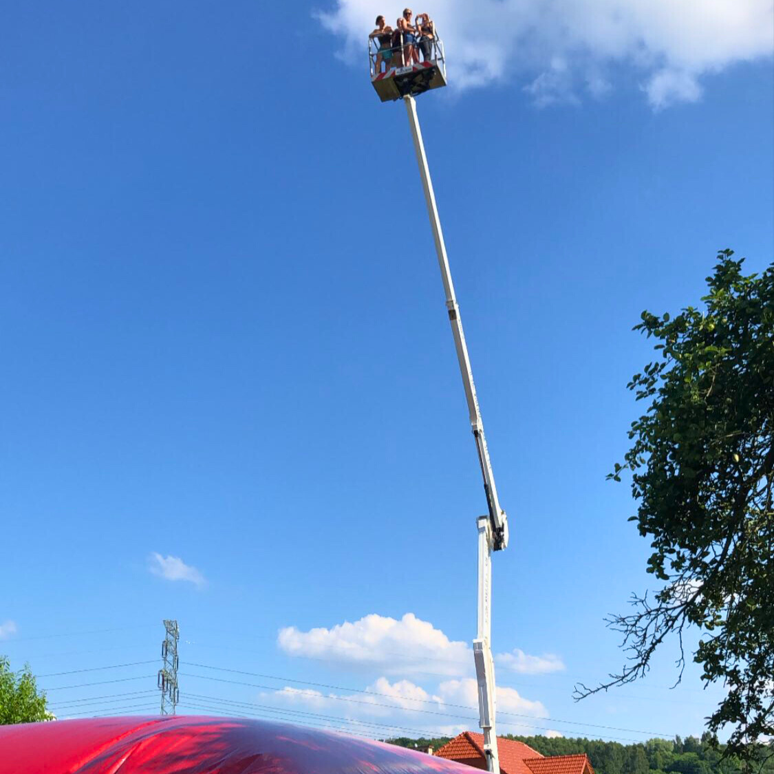 maximum hight airbag jump